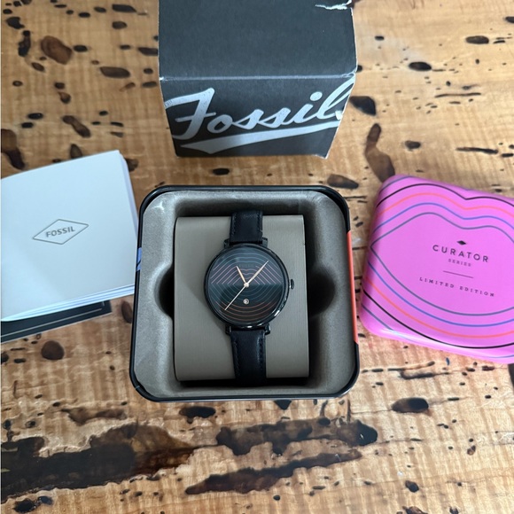 Fossil Limited Edition Jacqueline Three-hand Date Black Leather Watch LE1095 - Picture 2 of 6